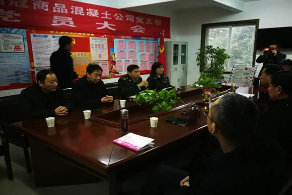 銅官區(qū)區(qū)委常委、人武部到商品混凝土公司開展專項(xiàng)督導(dǎo)工作